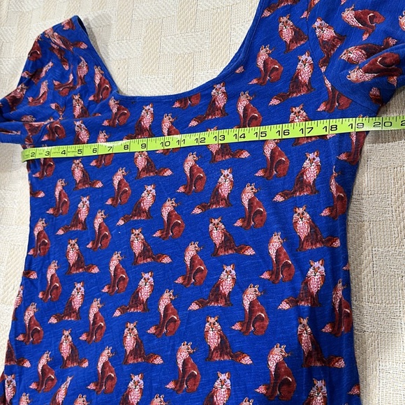 ANTHROPOLOGIE Forest Fete Novelty Fox Print 3/4 Sleeve Top Blue M As Seen On TV - Picture 11 of 13